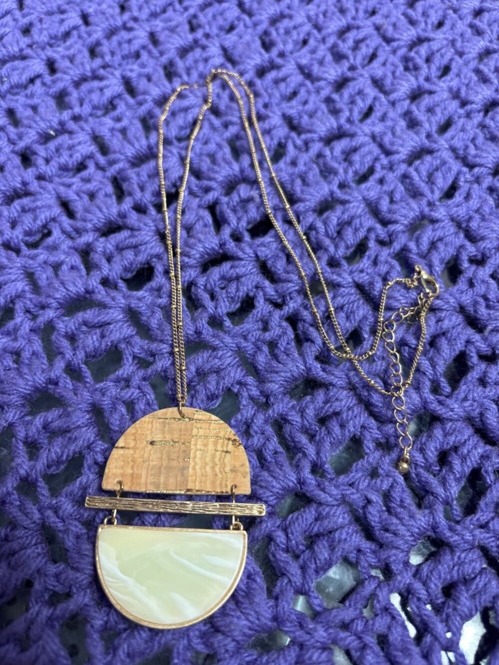 Faux Cork White Plastic Pendant Necklace Goldtone Chain 30 - 33 inches Long